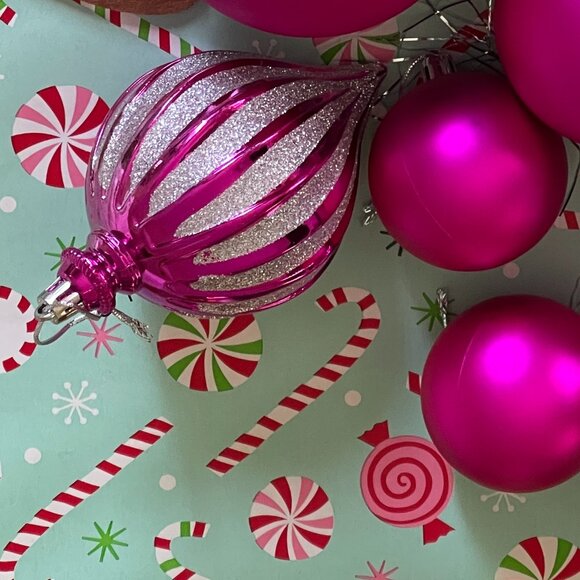 11 Memorable Large Pink Nostalgic Tree Ornaments-NEW - Picture 10 of 15